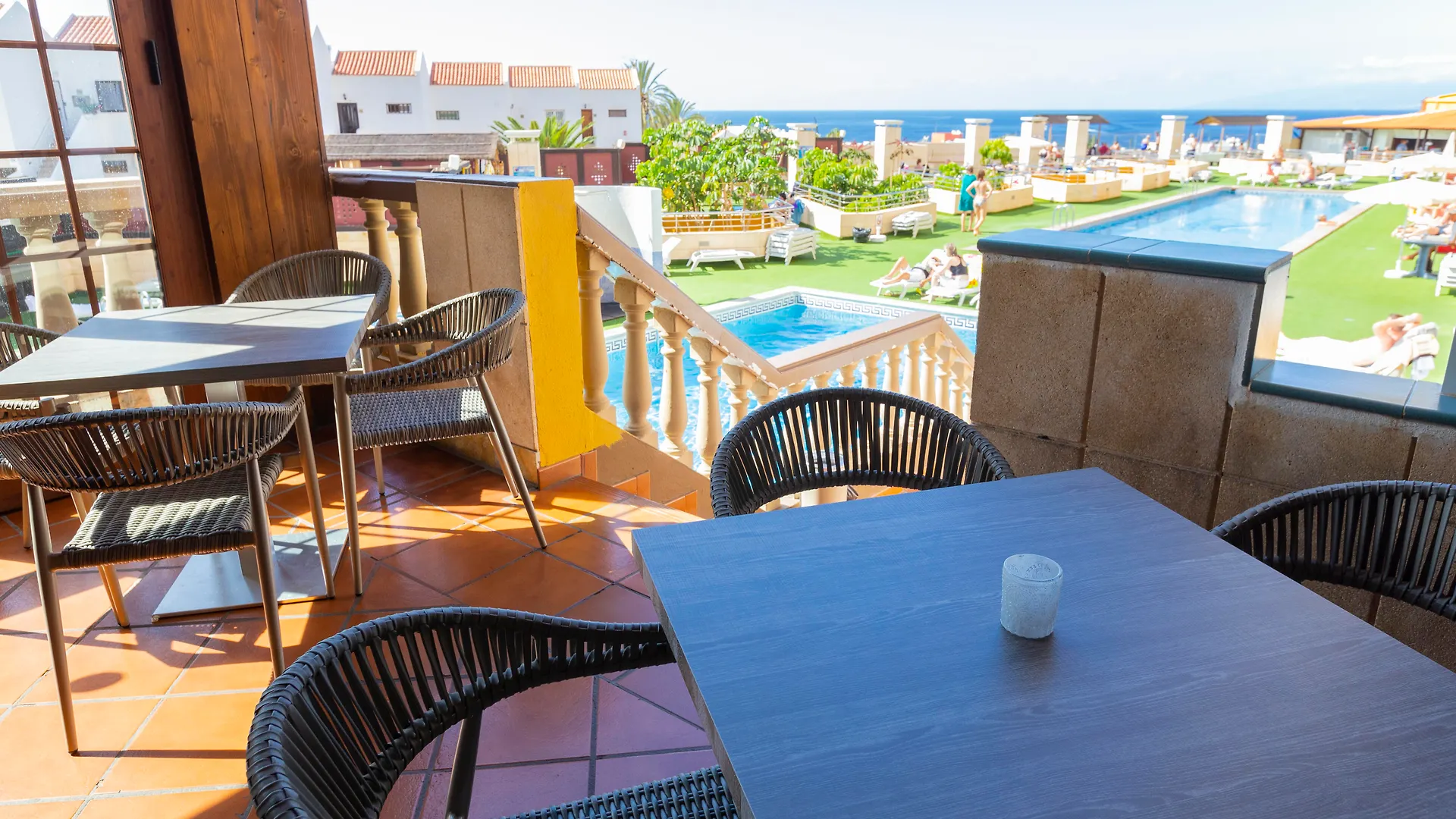 אדחה Villa De Adeje Beach מלון