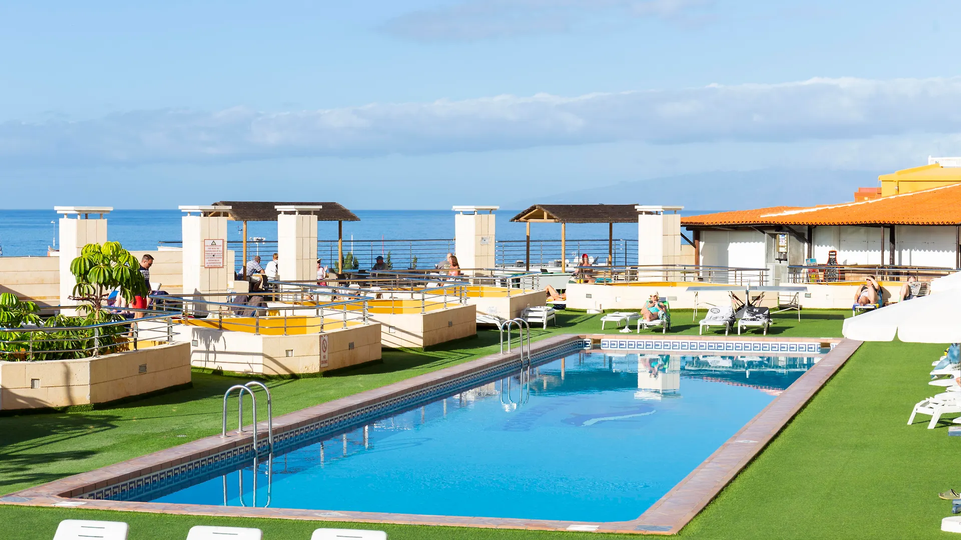 אדחה Villa De Adeje Beach מלון